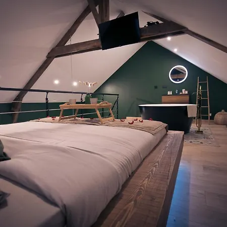 Holiday home Maison Avec Jacuzzi Privatif *